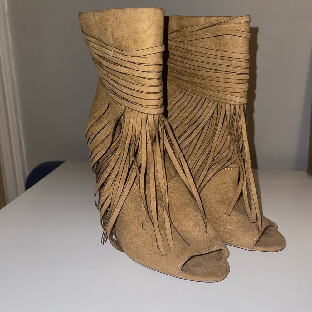 Size 7 Charlotte Russe fringe boot heels